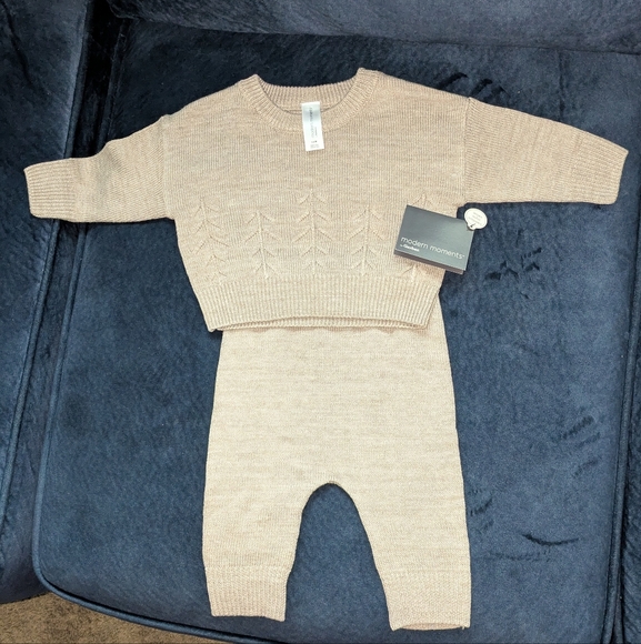 Baby Two Piece Set NWT - Picture 3 of 6